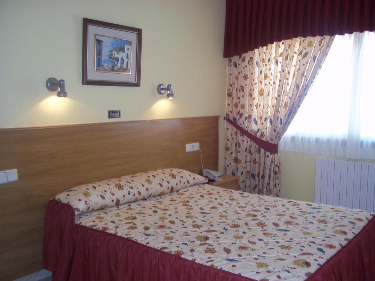 Hotel Suiza Arzua Ruang foto