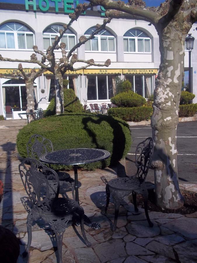 Hotel Suiza Arzua Bagian luar foto