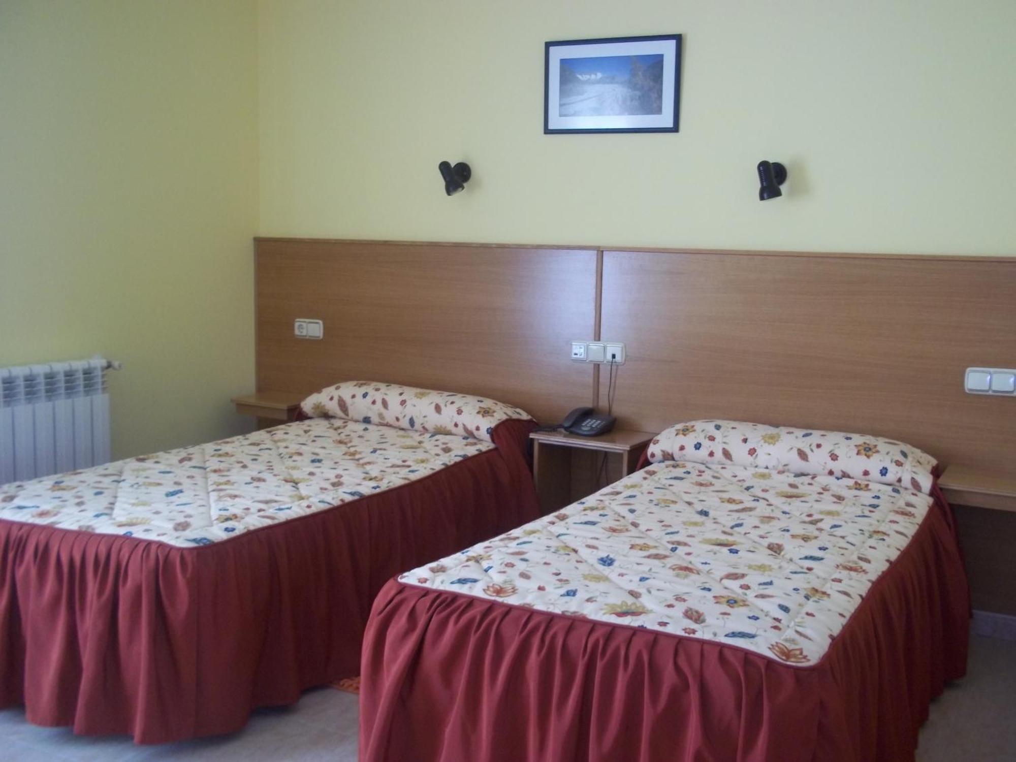 Hotel Suiza Arzua Bagian luar foto